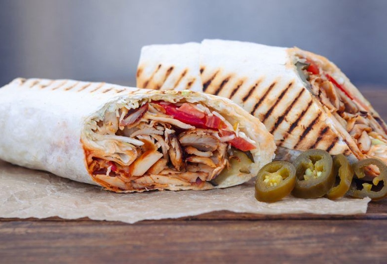 Шаурмичная на фудкорте в популярном ТЦ