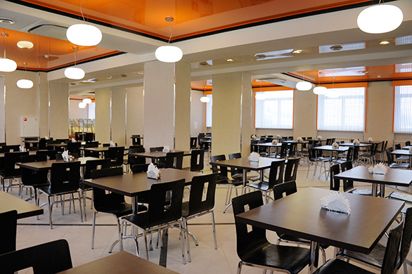 Продается здание столовой вместе с предприятием