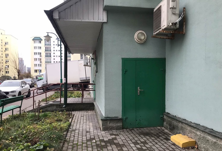 Стрит Ритейл г. Минск, Авакяна 19