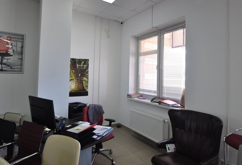 Стрит Ритейл г. Минск, Мястровская 1