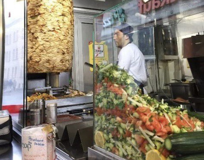 Мини-Кафе: Шашлык, шаурма, бургеры, Отличная локация. Фрунзенский район. Срочная продажа!