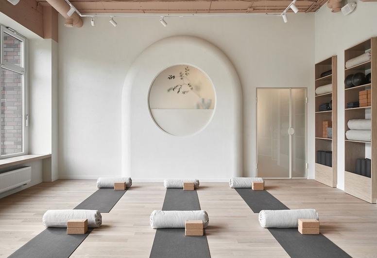 Студия пилатеса в Первомайском районе. Срочно!