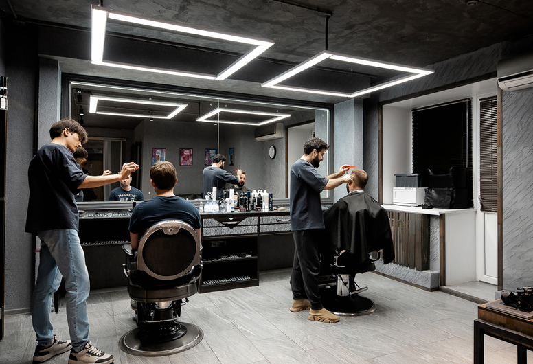 Стильный барбершоп в центре Минска-ТОП