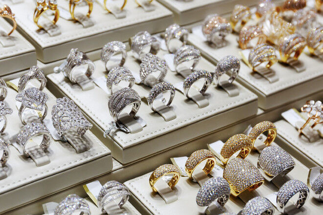 Ювелирный магазин в ТЦ Фрунзенского района