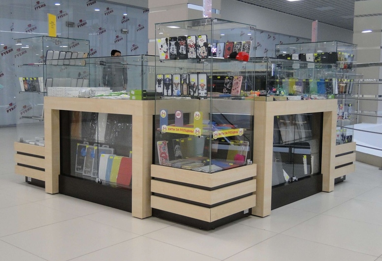 Высокомаржинальный  бизнес - островок мобильных аксессуаров