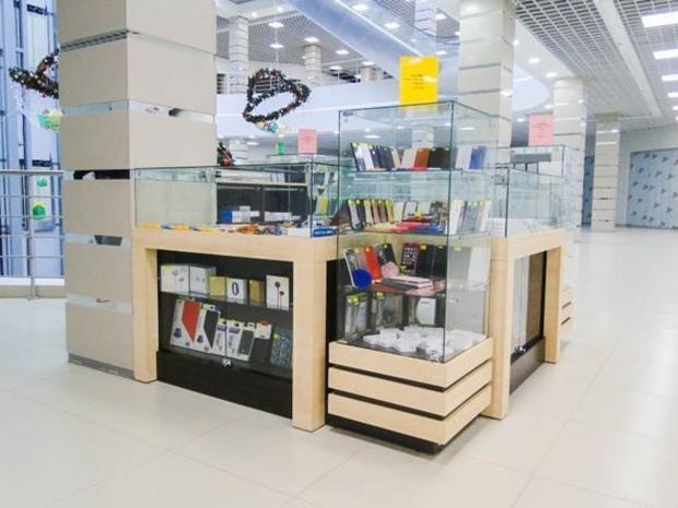 Магазин аксессуаров и ремонт телефонов