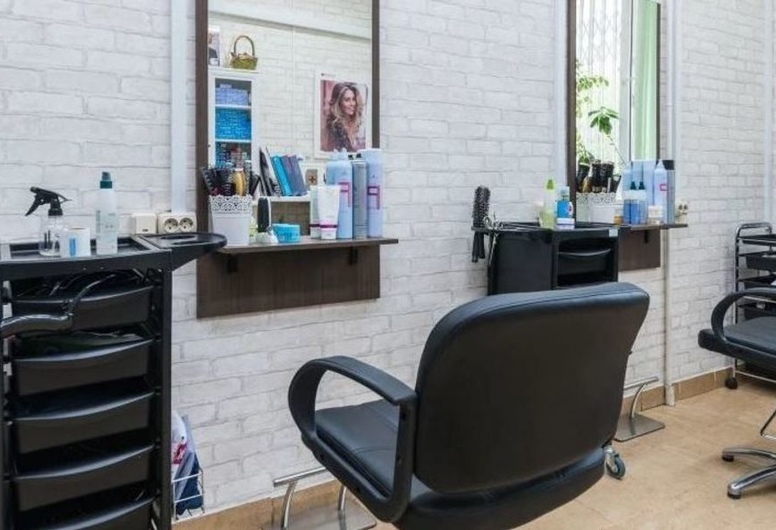 Готовое ООО - Предоставление услуг парикмахерскими и салонами красоты