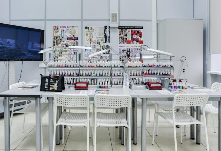 Бьюти школа с интернет-магазином