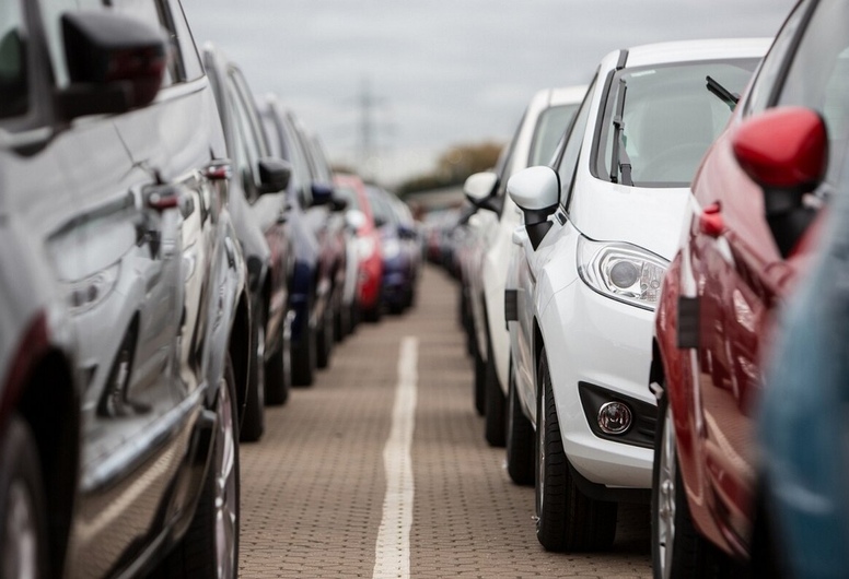 Готовое ООО - розничная торговля автомобильными деталями, узлами и принадлежностями для автомобилей