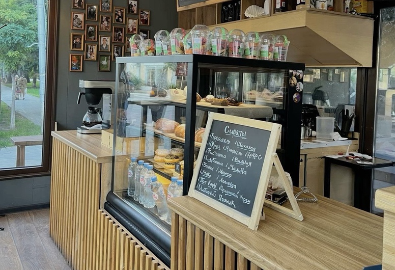 КОФЕЙНЯ  в  БИЗНЕС-ЦЕНТРЕ,  Фрунз.район  г.Минска