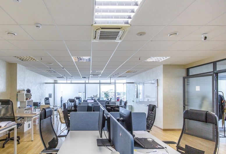 Элитный офис в премиальном бизнес-центре с видом на реку!