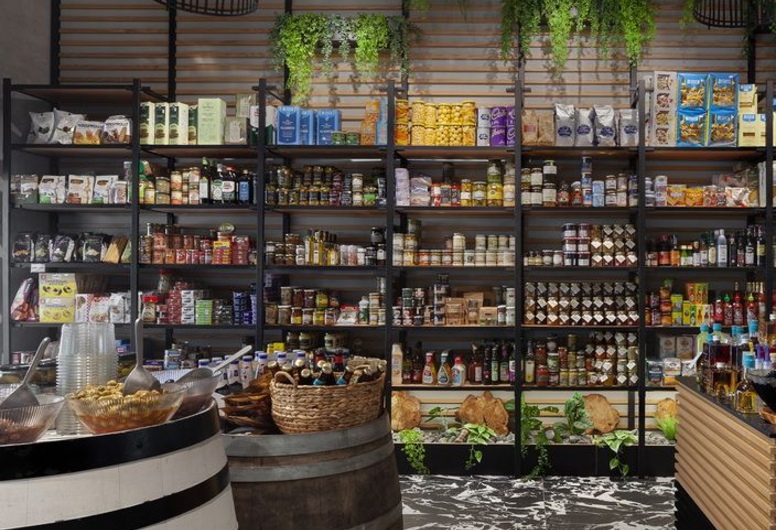 Продуктовый магазин в отличном месте! Все в собственности!