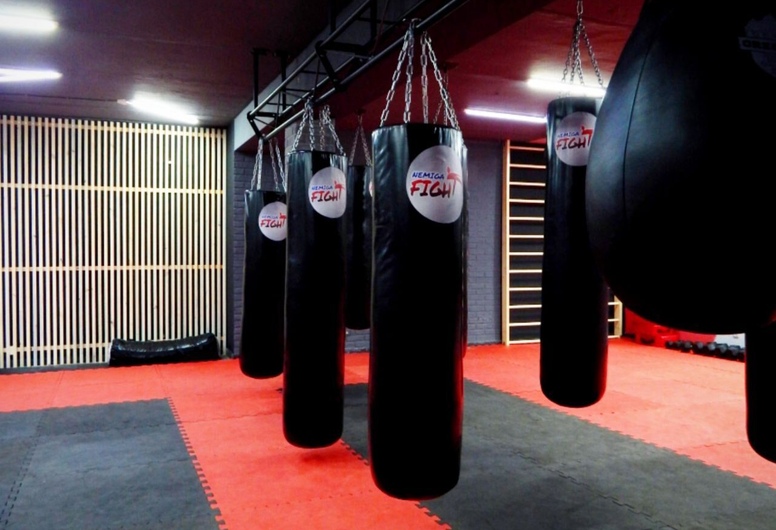 Популярный зал единоборств и фитнеса на Немиге