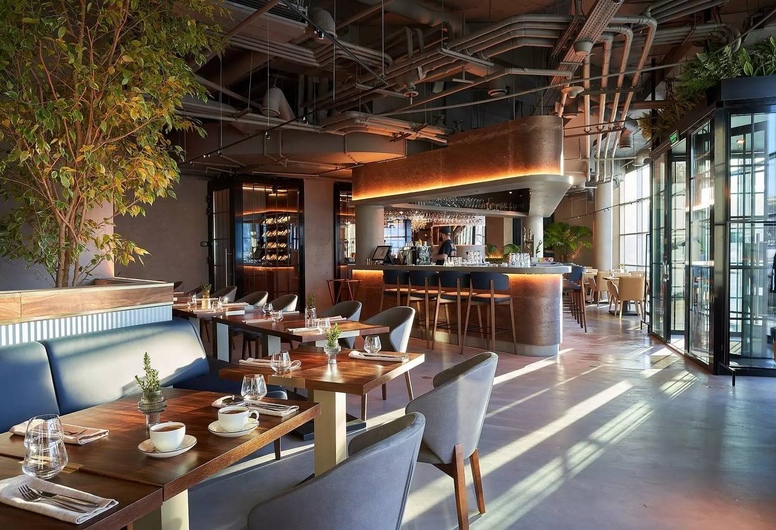 Кофейня на Карла Маркса с постоянными клиентами 