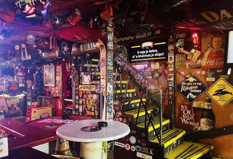 Легендарный бар с кухней в самом сердце Минска