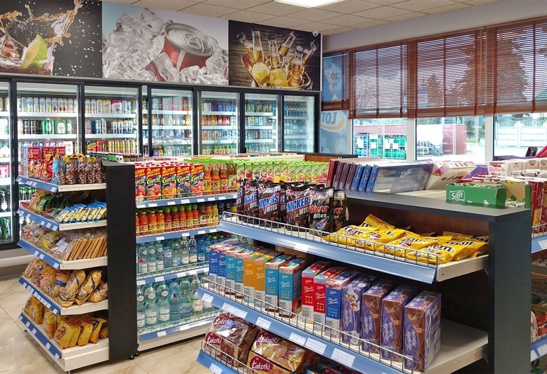 Лучший продуктовый магазин в центре города Лоев