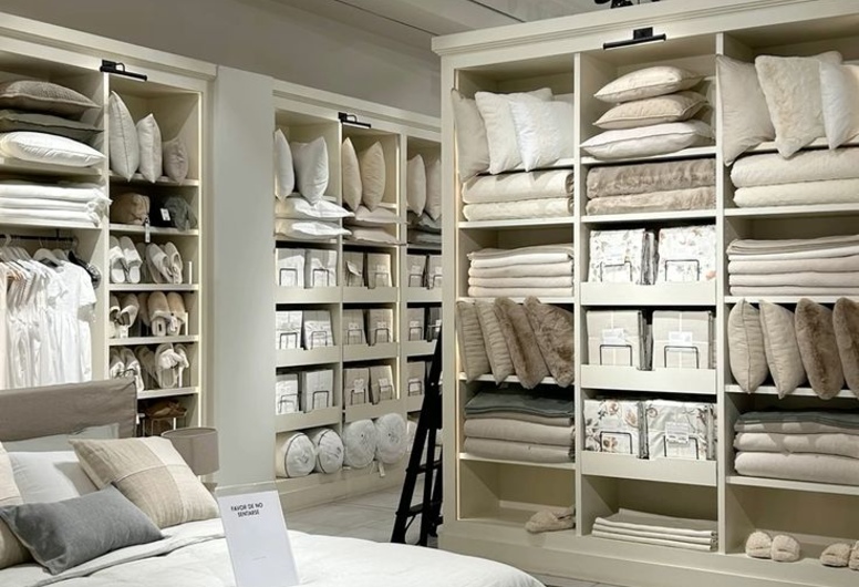 Продается прибыльная оптово-розничная компания по продаже текстильной продукции с Розничным Магазином.