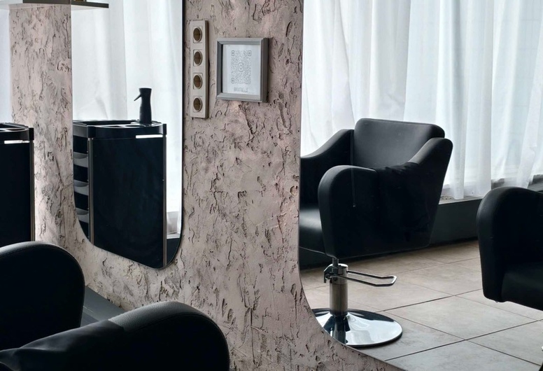 В продаже парикмахерская в центре Минска с ГОС.АРЕНДОЙ