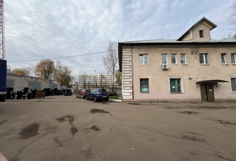 Административное здание с гаражом, топочной со складом - ул. Могилевская