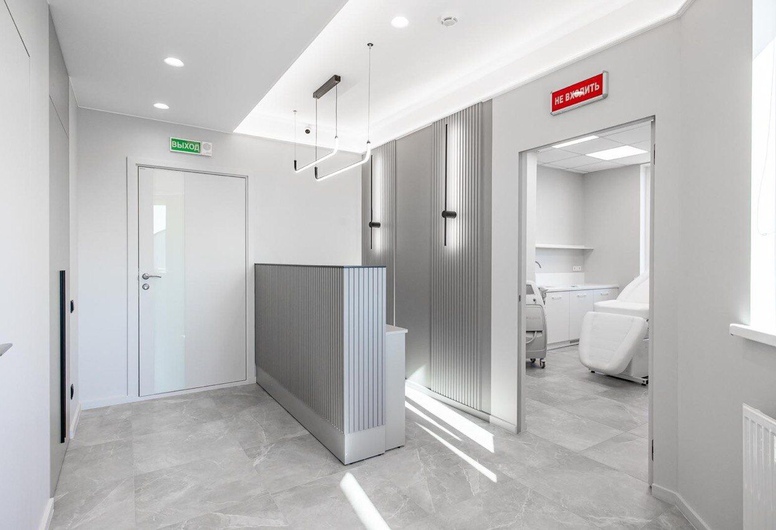 Продается компания с помещением в собственности, строилась под мед.центр.