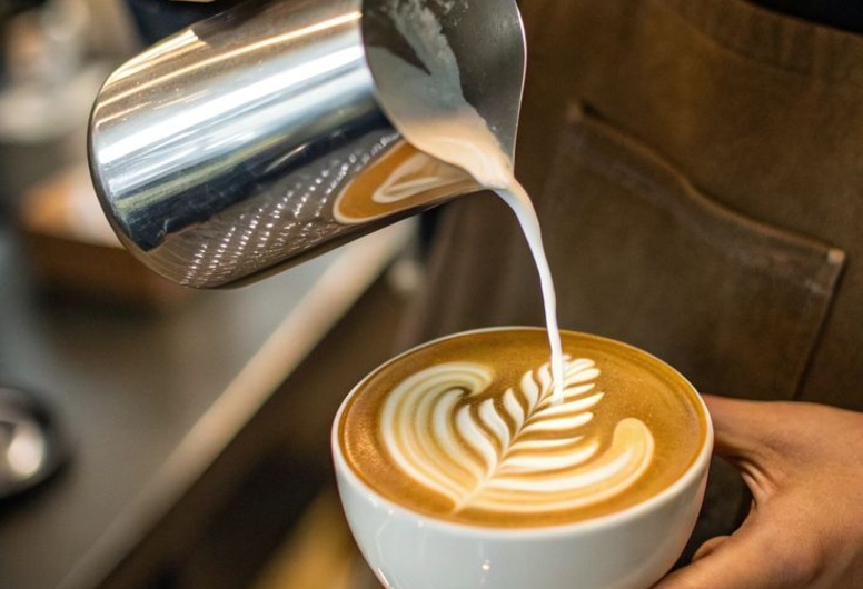 Кофепоинт на 1 этаже в крупном ТЦ