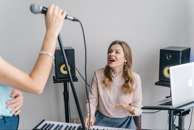 Школа вокала и фортепиано в центре Минска