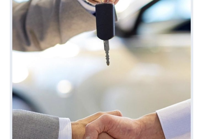 Готовое ООО - оптовая торговля машинами и оборудованием