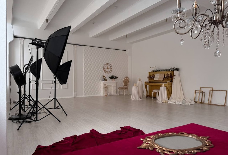 Уникальная ФОТОСТУДИЯ с отличным ремонтом и удобным месторасположением