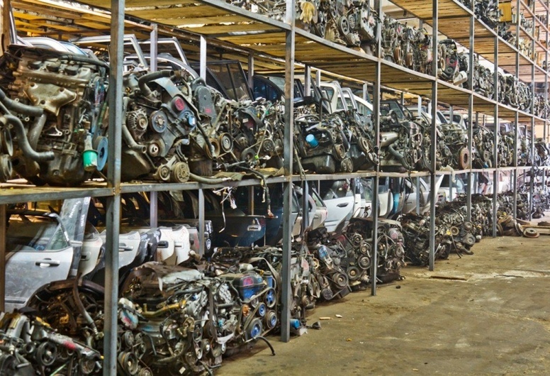 Продаётся товарный остаток б/у авто.запчастей с действующими каналами продаж.