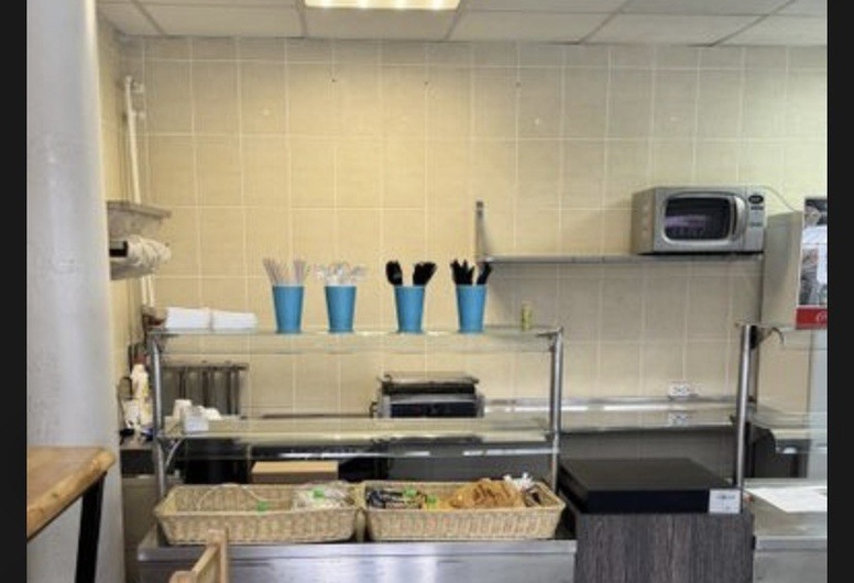 Продается Буфет на Комаровском рынке, в центре Минска с большим трафиком и огромными возможностями роста.