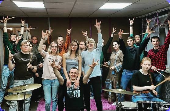 Популярная школа музыки