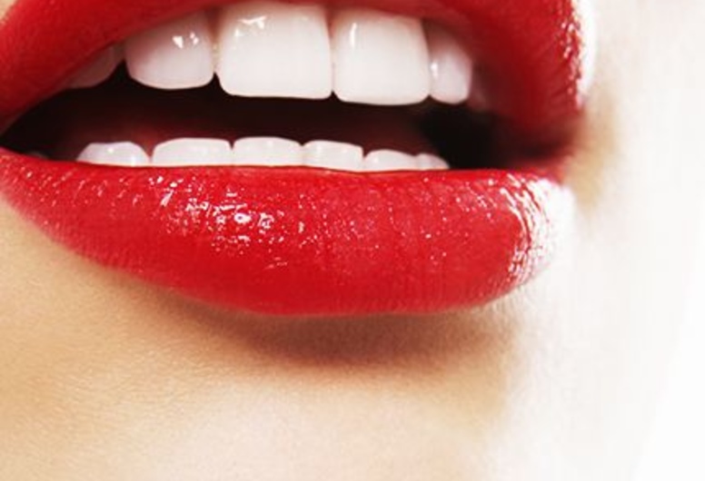 Студия отбеливания зубов в центре