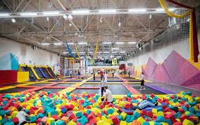 Батутная арена в центре